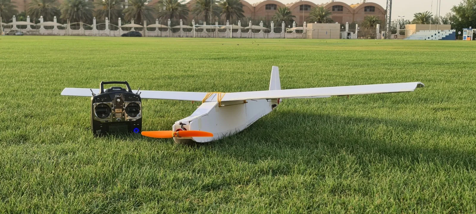 الطائرة الفومية — 1